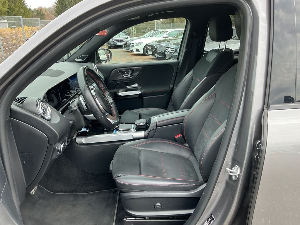 Mercedes-Benz GLB SUV / Terénní 2,0 l 140 kw