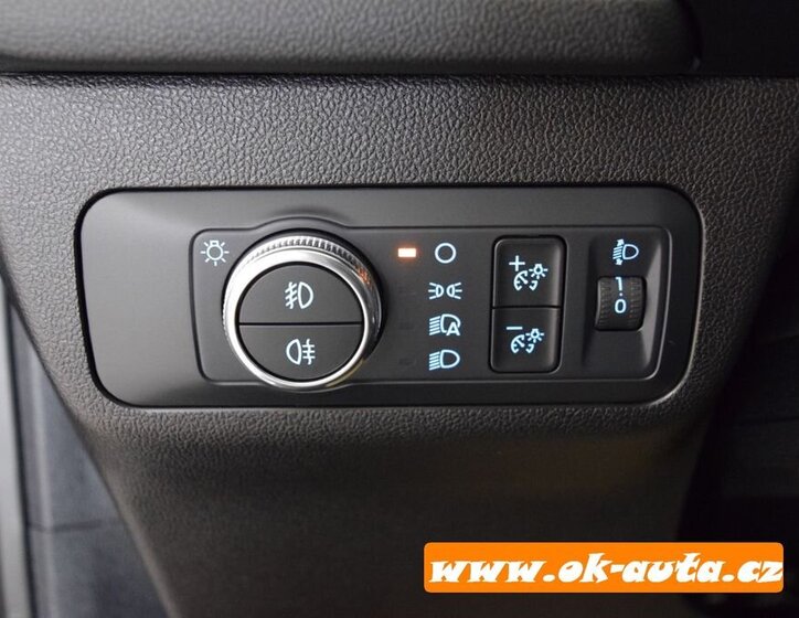 Ford Kuga SUV / Terénní 2,5 l 112 kw