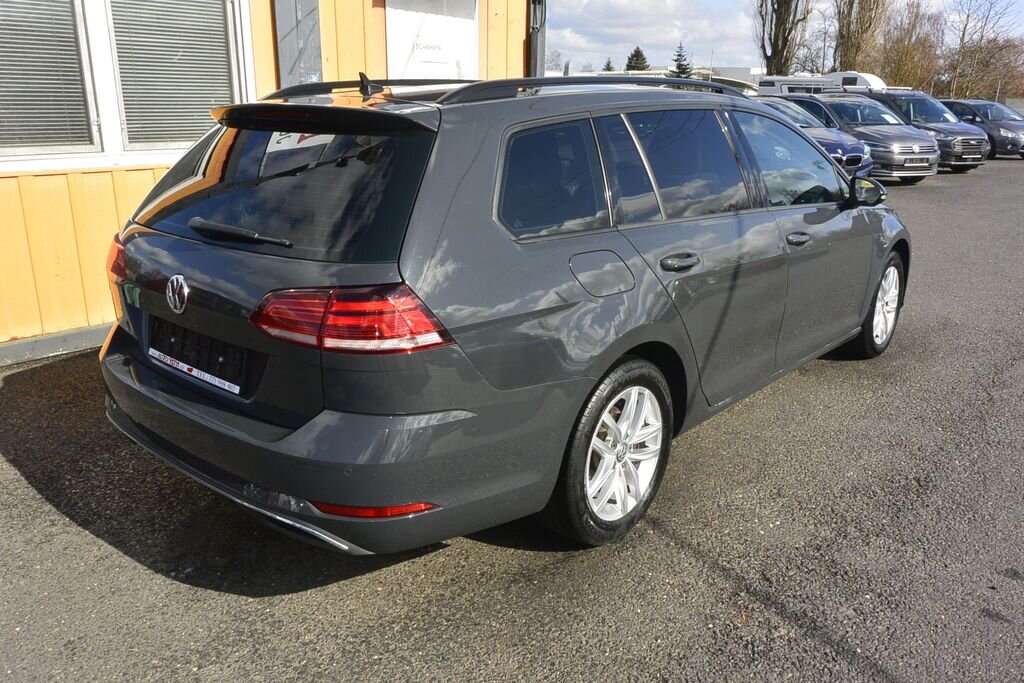 Volkswagen Golf Kombi 2,0 l 110 kw