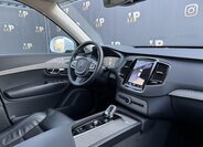 Volvo XC90 SUV / Terénní 2,0 l 173 kw