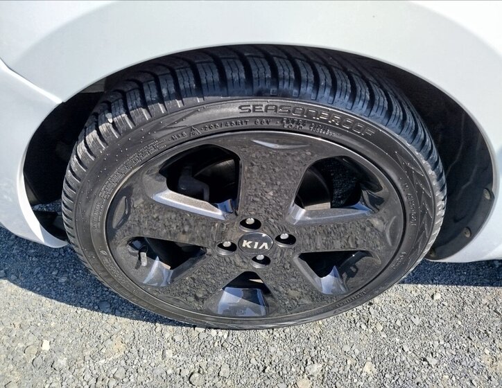 KIA Rio Hatchback 1,4 l 66 kw