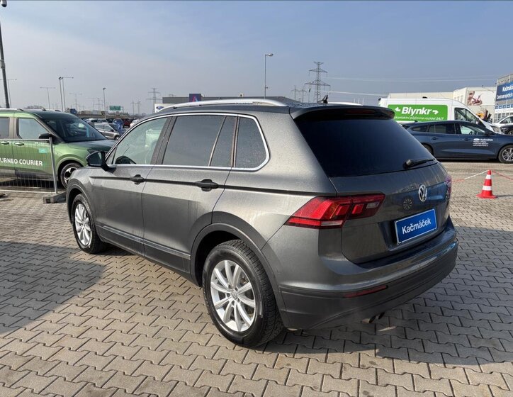 Volkswagen Tiguan SUV / Terénní 1,5 l 110 kw