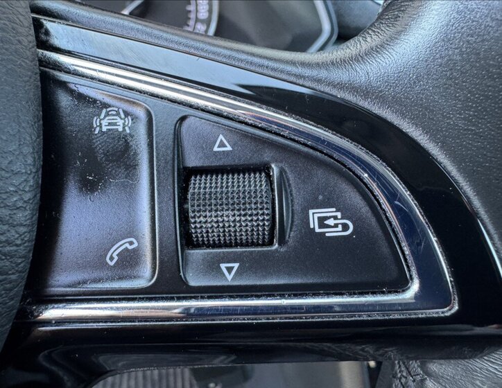 Škoda Superb Sedan / Limuzína 2,0 l 140 kw