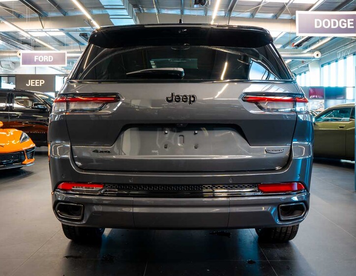 Jeep Grand Cherokee 4