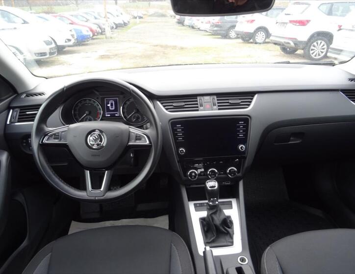 Škoda Octavia 15