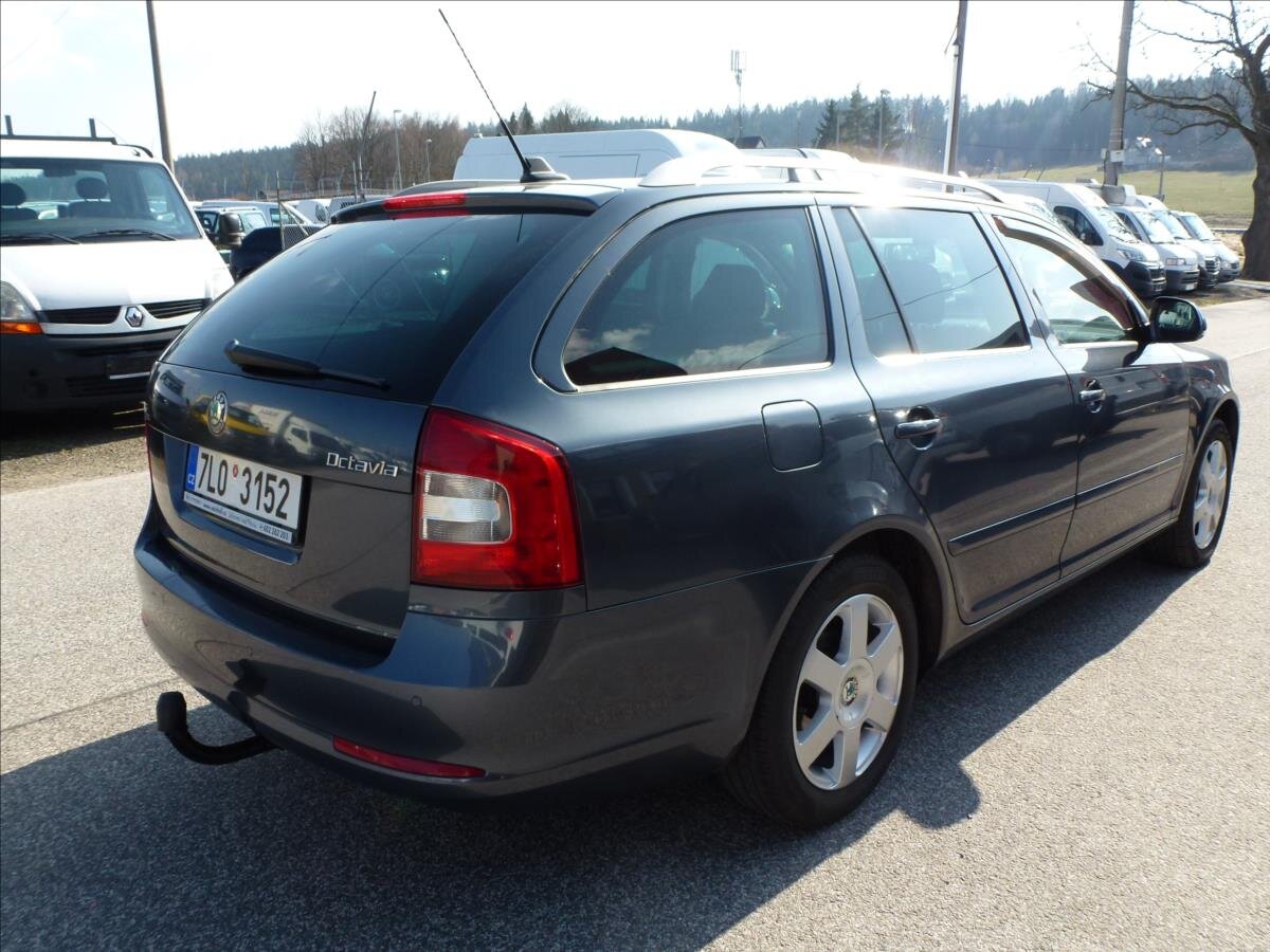 Škoda Octavia Kombi 1,8 l 118 kw