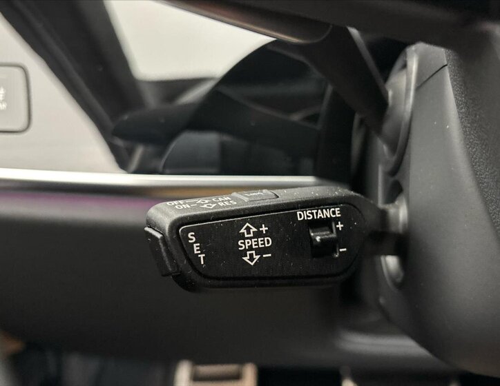 Audi S8 Sedan / Limuzína 4,0 l 420 kw