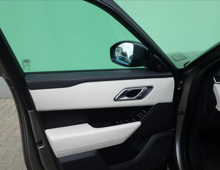 Land Rover Range Rover Velar 39