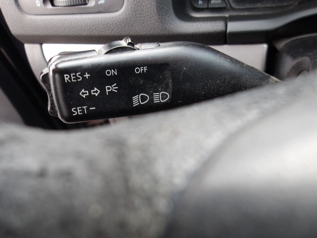 Volkswagen Jetta Sedan 1,9 l 77 kw