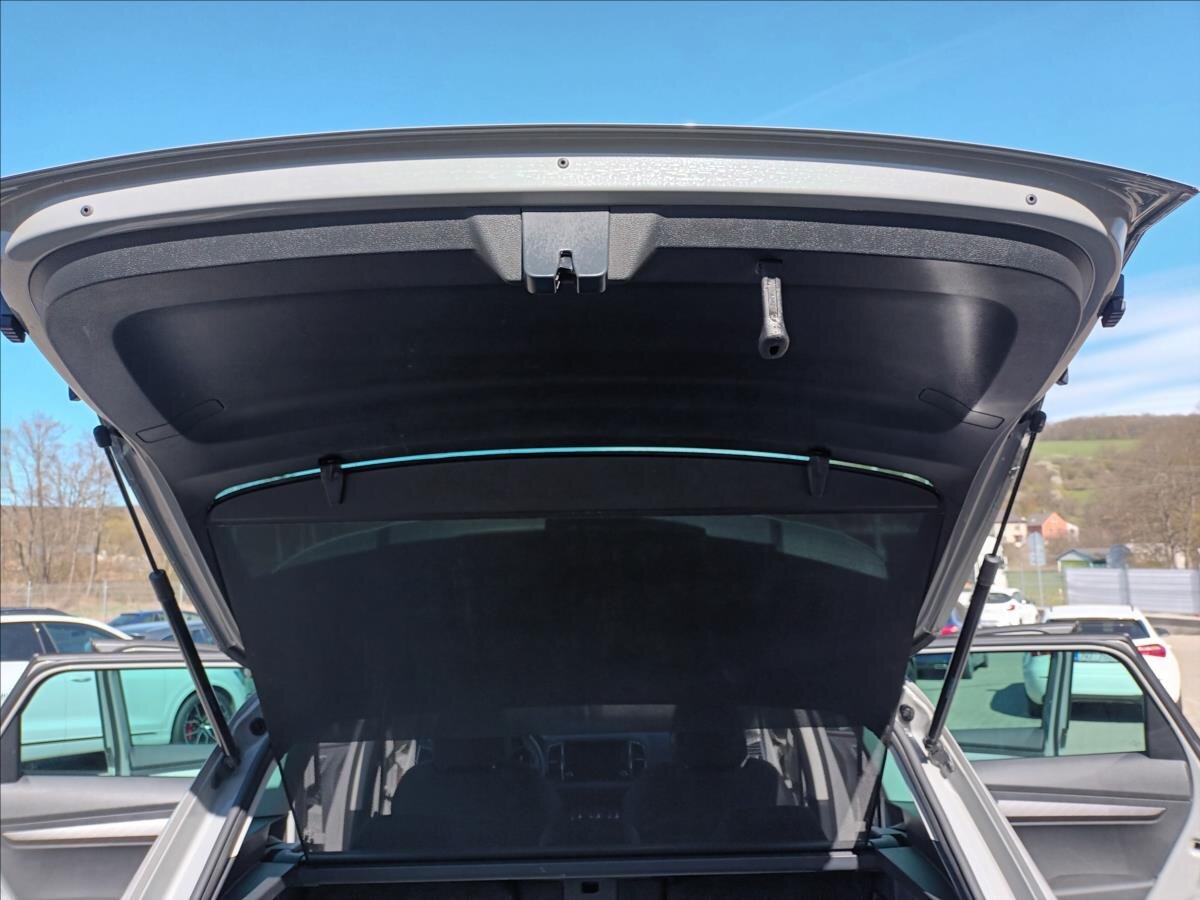 Škoda Karoq SUV / Terénní 2,0 l 110 kw