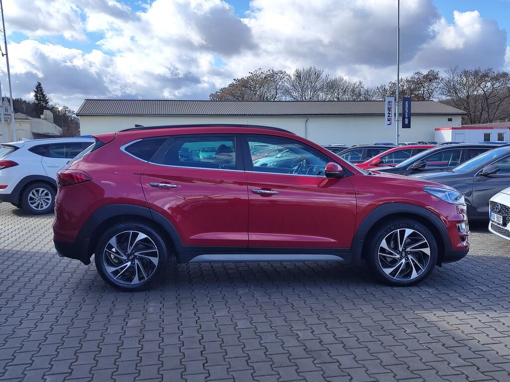 Hyundai Tucson SUV 2,0 l 136 kw