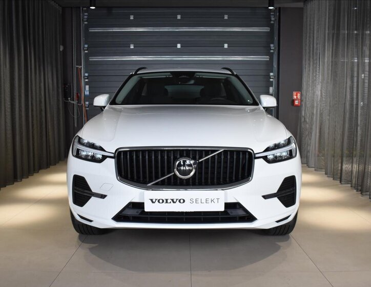 Volvo XC60 SUV / Terénní 2,0 l 145 kw