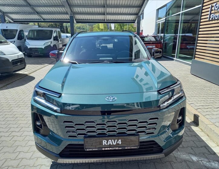 Toyota RAV4 SUV / Terénní 2,5 l 136 kw