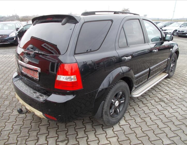 KIA Sorento SUV / Terénní 2,5 l 125 kw