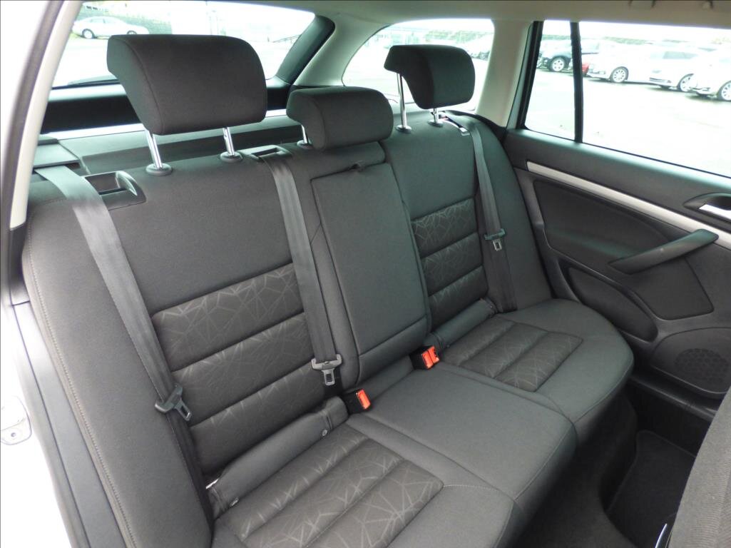 Škoda Octavia Kombi 2,0 l 103 kw