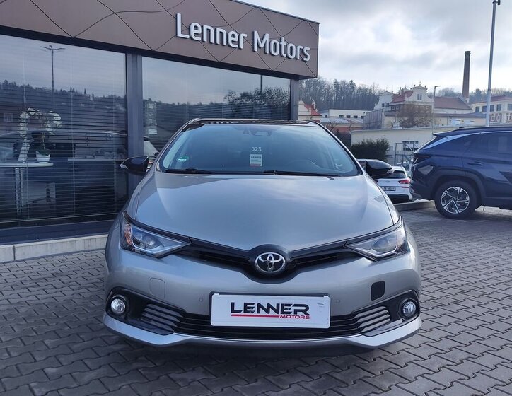 Toyota Auris Hatchback 1,6 l 97 kw
