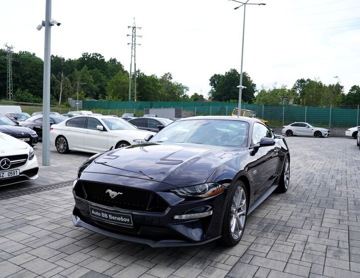 Ford Mustang 2