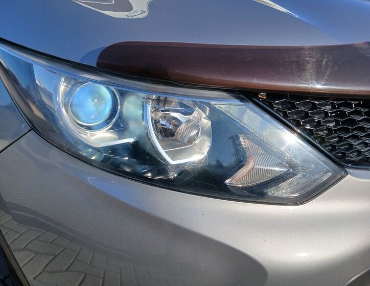 Nissan Qashqai SUV 1,6 l 120 kw