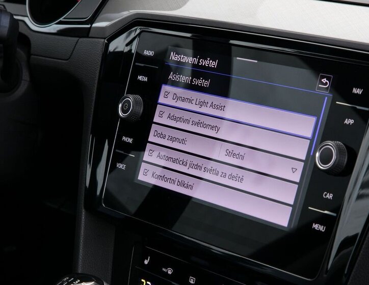 Volkswagen Passat Kombi 2,0 l 110 kw