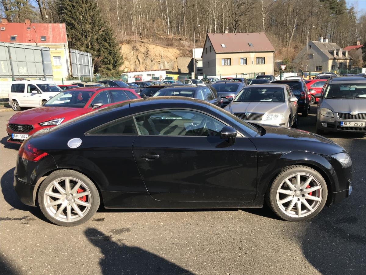 Audi TT Kupé 2,0 l 125 kw
