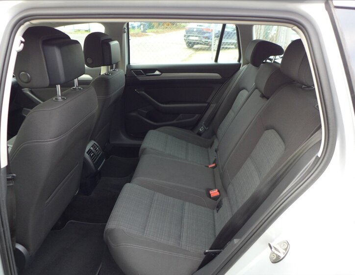 Volkswagen Passat Kombi 2,0 l 110 kw