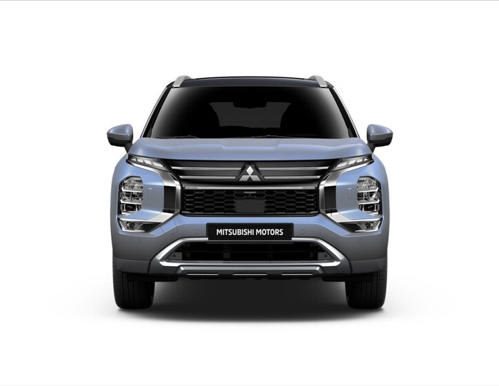 Mitsubishi Outlander 10