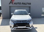 Mitsubishi Outlander 3