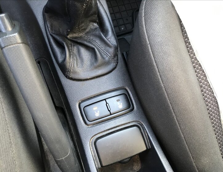 KIA Sportage SUV 2,0 l 104 kw