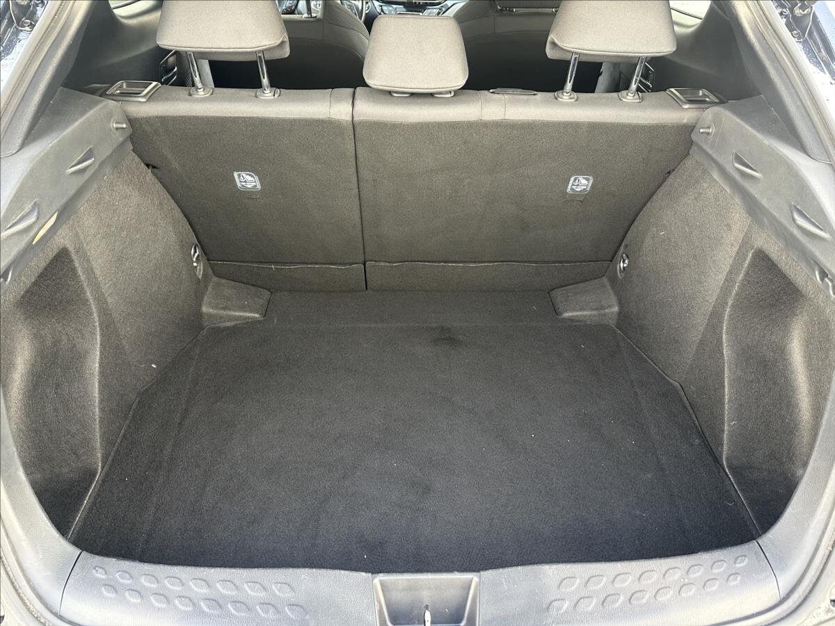 Toyota C-HR Hatchback 1,2 l 86 kw