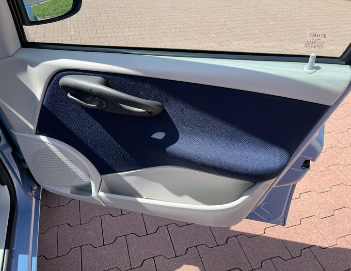 Fiat Punto Hatchback 1,4 l 70 kw