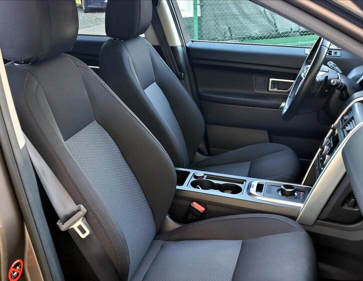 Land Rover Discovery Sport 23