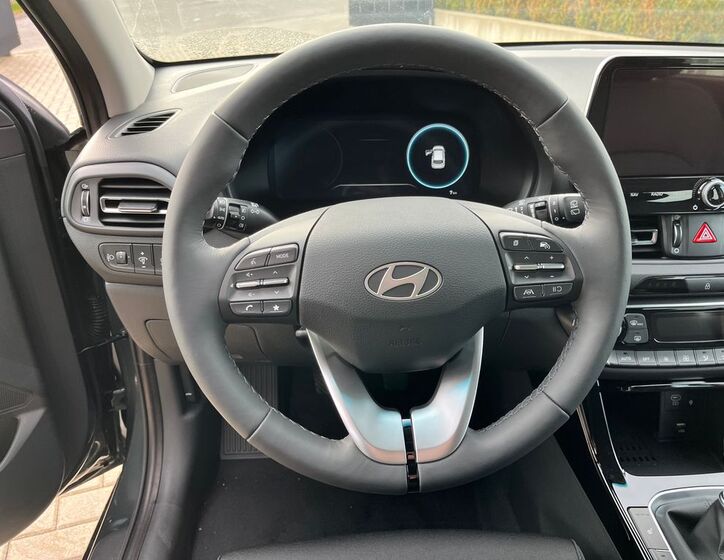 Hyundai i30 20