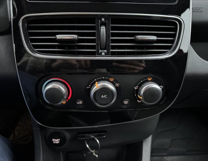 Renault Clio Kombi 1,1 l 54 kw