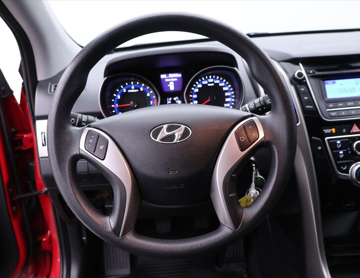 Hyundai i30 Hatchback 1,4 l 73 kw