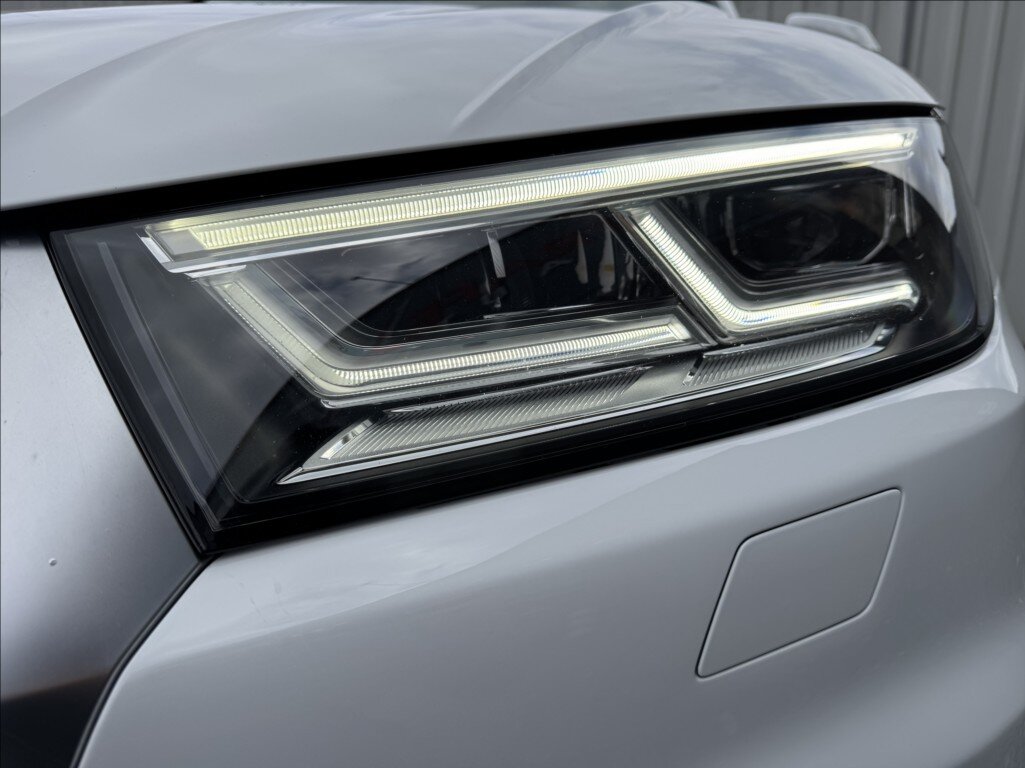 Audi Q5 SUV / Terénní 2,0 l 185 kw