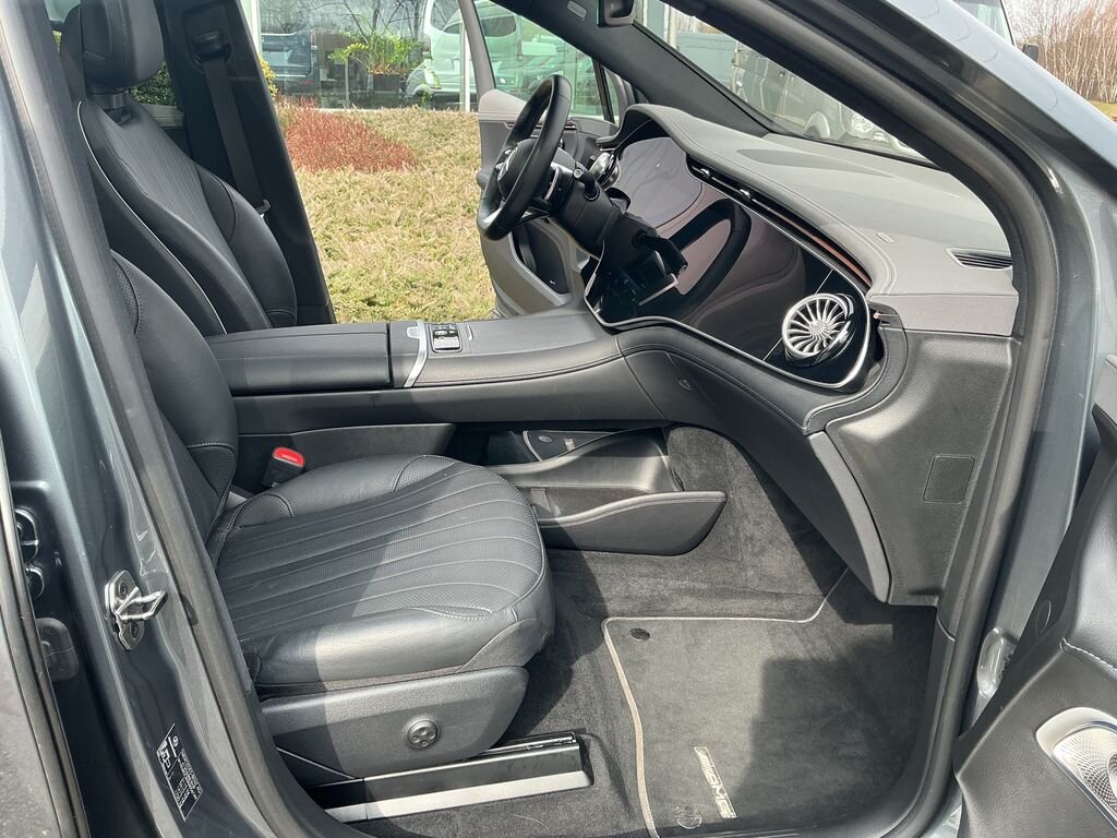 Mercedes-Benz EQE Sedan / Limuzína 0,0 300 kw