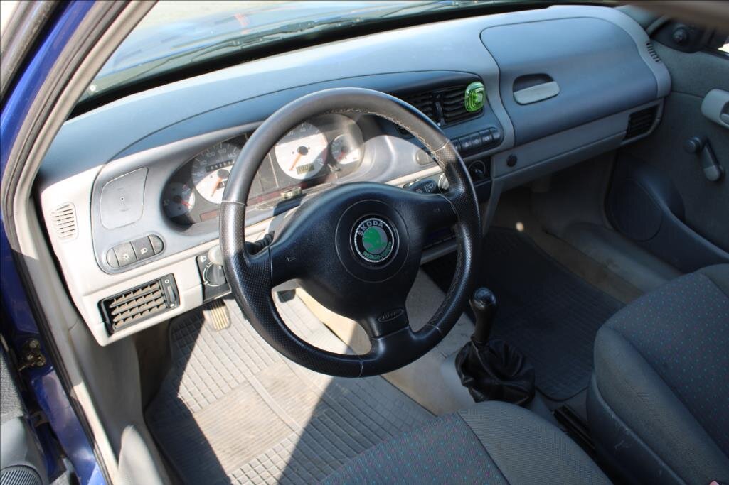 Škoda Felicia Pick-Up Pick-up 1,3 l 40 kw