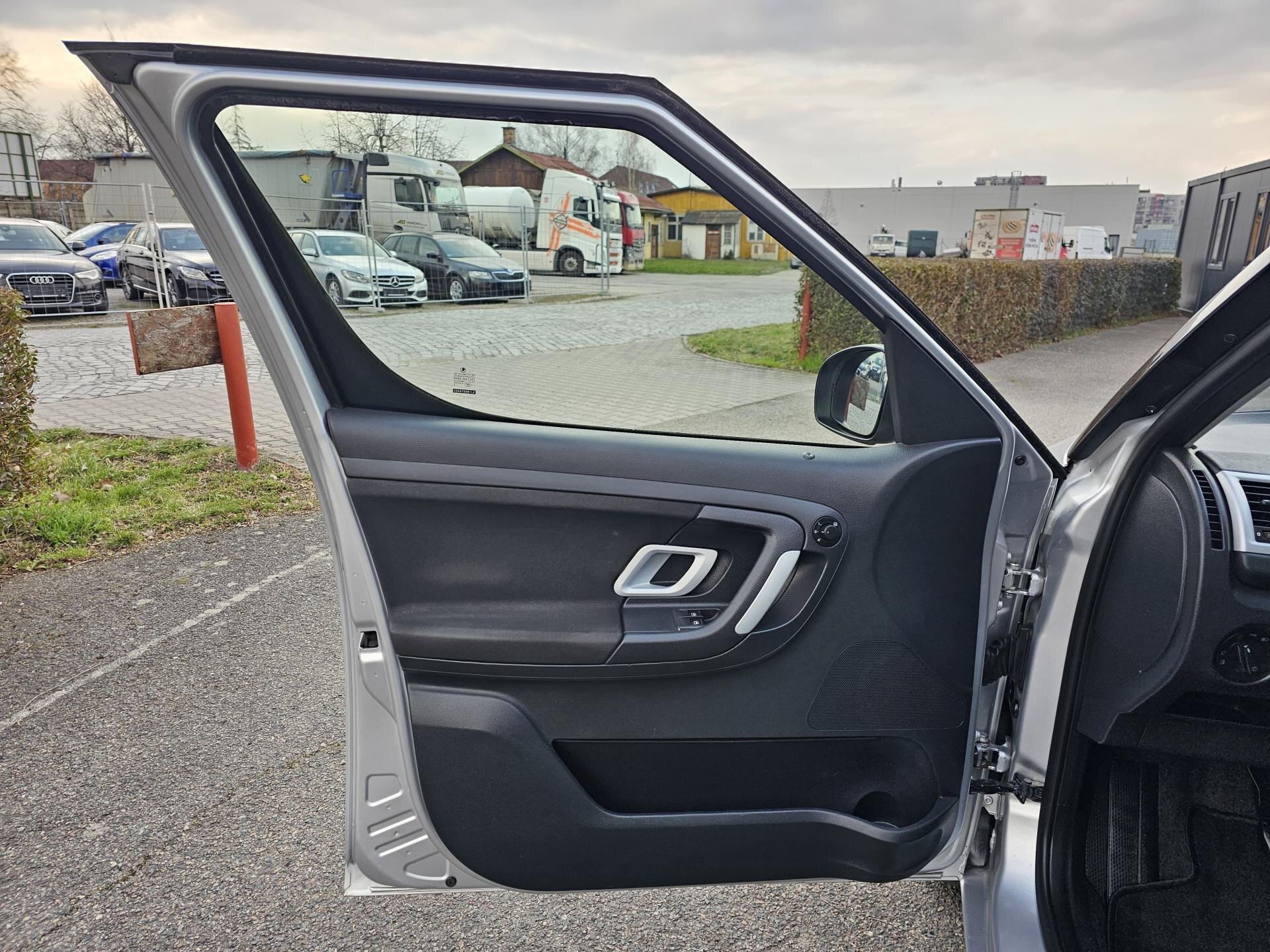 Škoda Roomster Ostatní 1,6 l 77 kw