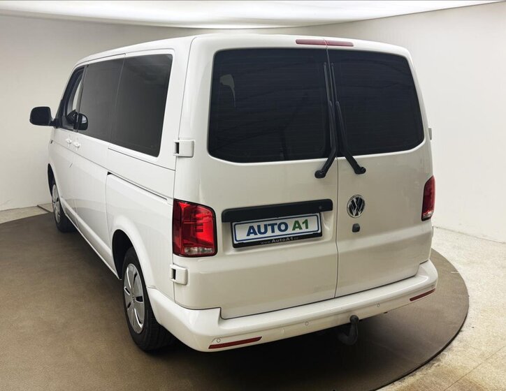 Volkswagen Transporter Kombi 2,0 l 110 kw