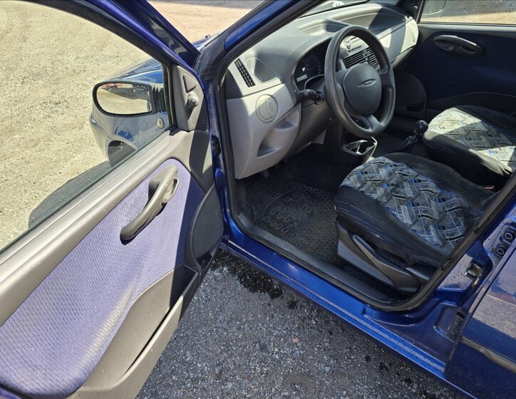 Fiat Punto Hatchback 1,2 l 44 kw