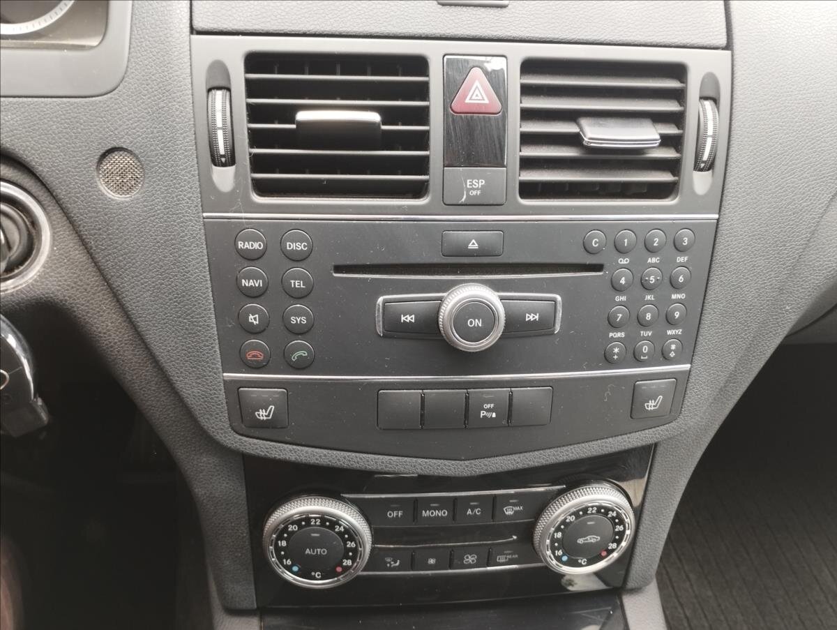 Mercedes-Benz Třídy C Sedan 1,8 l 115 kw