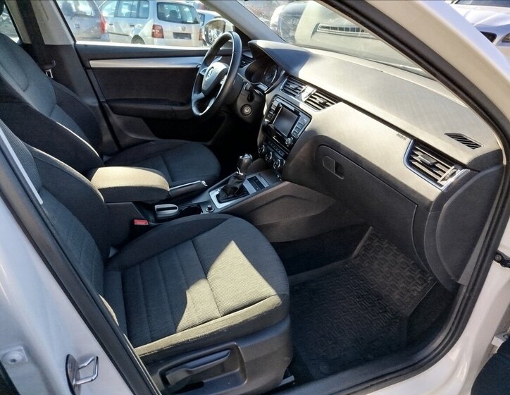 Škoda Octavia Kombi 2,0 l 110 kw