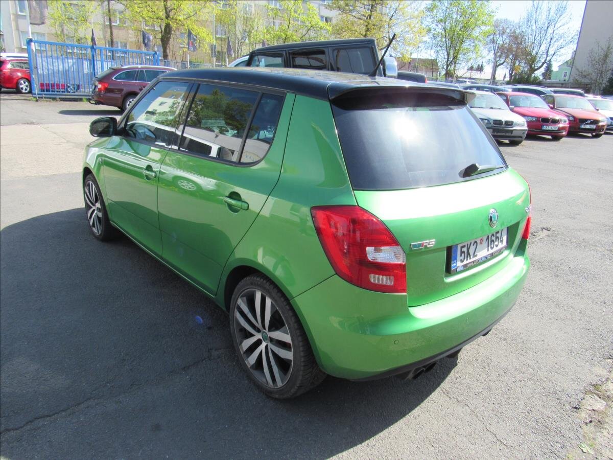 Škoda Fabia Hatchback 1,4 l 132 kw