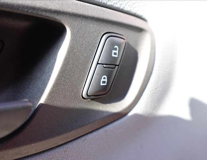 Ford Transit Ostatní 2,2 l 74 kw