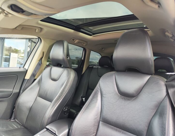 Volvo XC60 SUV / Terénní 2,4 l 136 kw