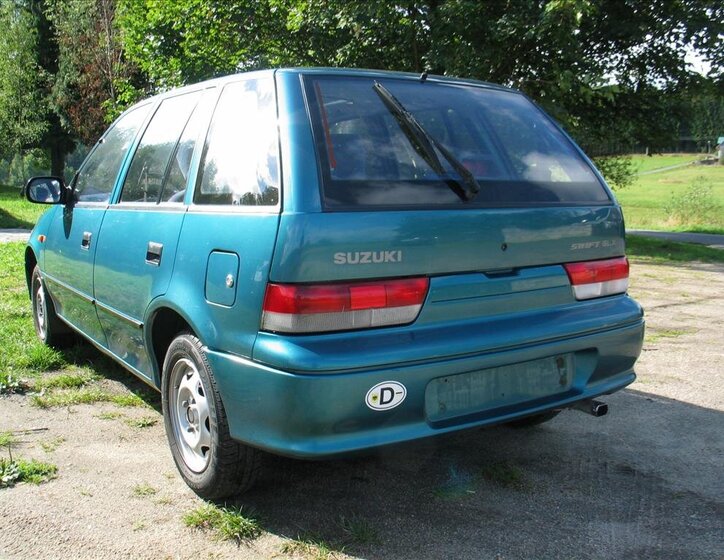 Suzuki Swift Hatchback 993,0 39 kw