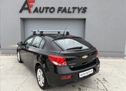 Chevrolet Cruze 4
