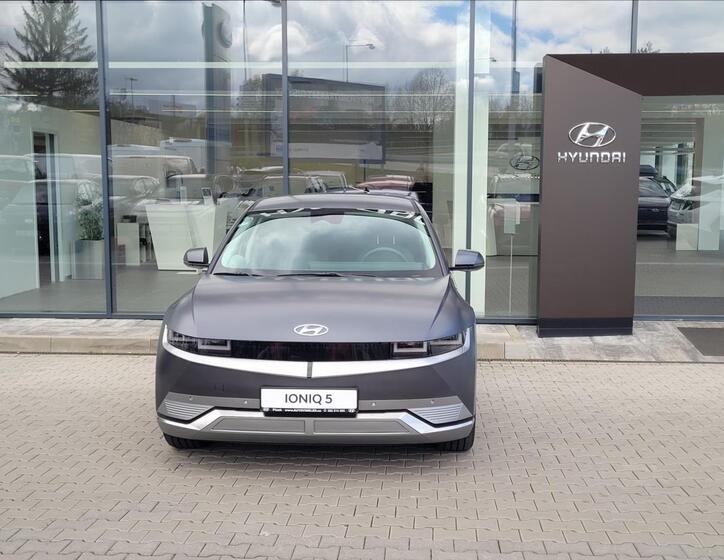 Hyundai Ioniq 5 4