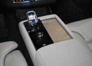 Volvo XC90 SUV / Terénní 2,0 l 228 kw