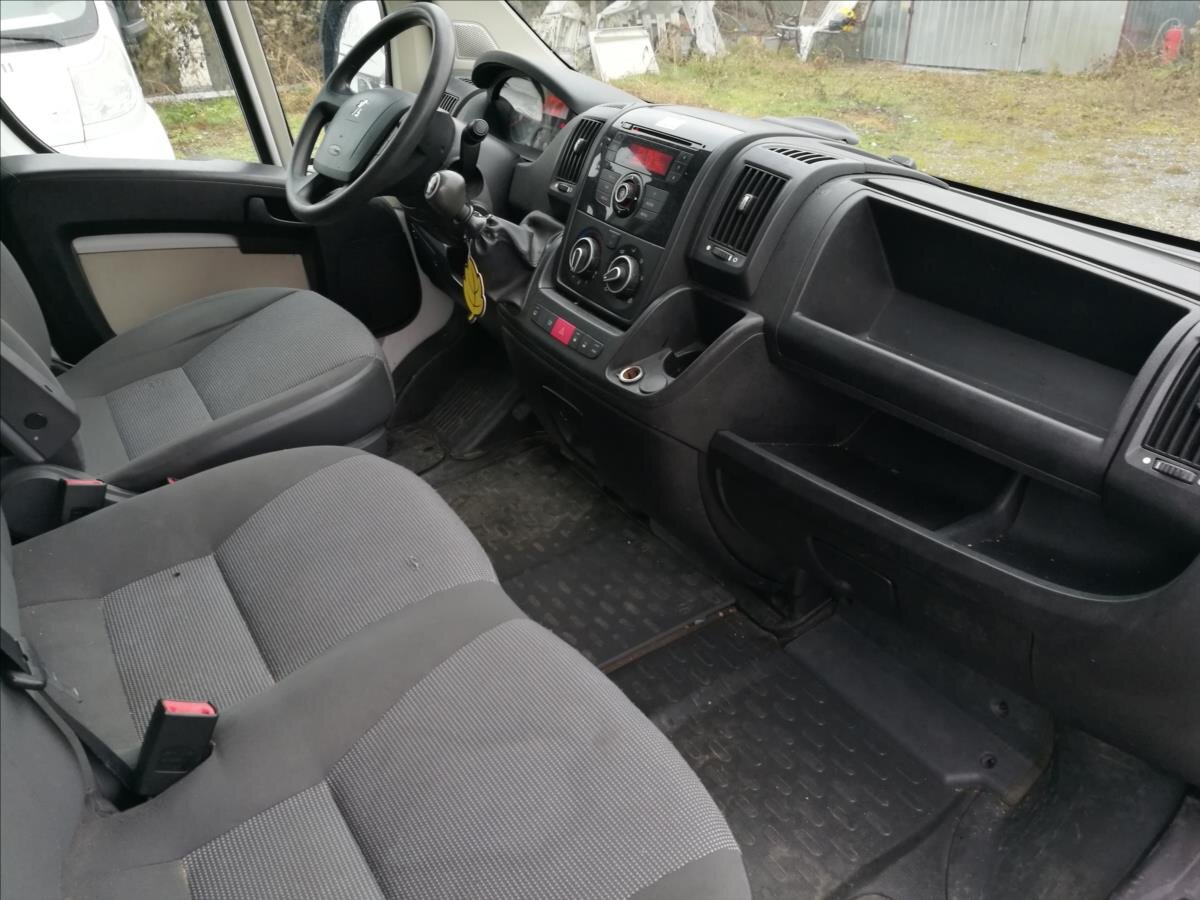 Peugeot Boxer Skříň 2,2 l 110 kw